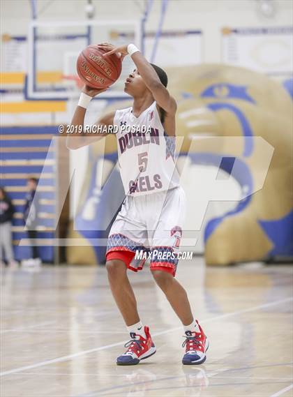 Thumbnail 2 in Dublin vs. Clovis East (Clovis Elks Tournament) photogallery.