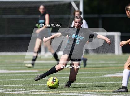 Thumbnail 2 in Ocean Lakes vs Hickory (VHSL 5A Quarterfinal) photogallery.