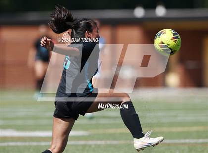 Thumbnail 3 in Ocean Lakes vs Hickory (VHSL 5A Quarterfinal) photogallery.