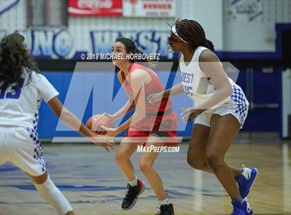 Thumbnail 3 in Liberty @ Plano West photogallery.