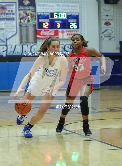 Thumbnail 3 in Liberty @ Plano West photogallery.