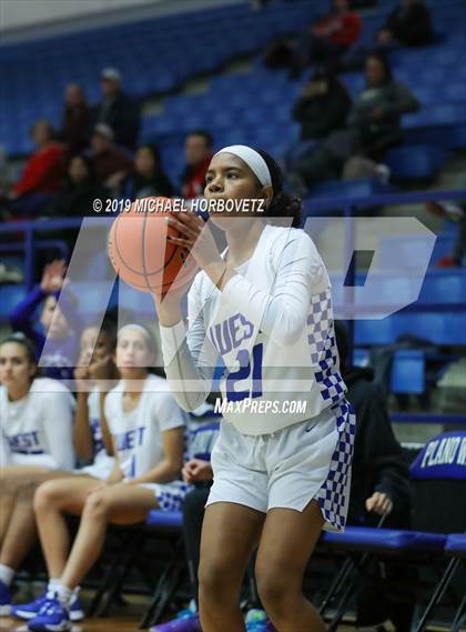 Thumbnail 3 in Liberty @ Plano West photogallery.