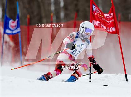 Thumbnail 3 in NYSPHAA Section V Class A&B Giant Slalom Final (First Run) photogallery.