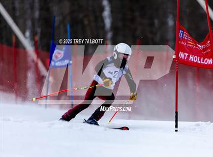 Thumbnail 2 in NYSPHAA Section V Class A&B Giant Slalom Final (First Run) photogallery.