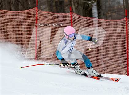 Thumbnail 3 in NYSPHAA Section V Class A&B Giant Slalom Final (First Run) photogallery.