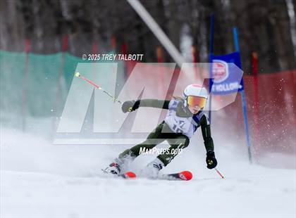 Thumbnail 2 in NYSPHAA Section V Class A&B Giant Slalom Final (First Run) photogallery.
