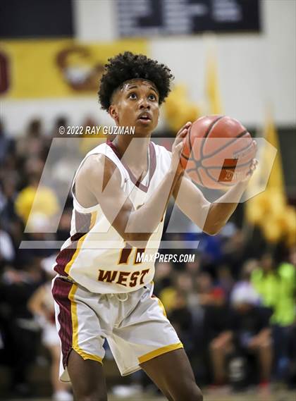Thumbnail 2 in St. Joseph @ Clovis West (CIF CS Open Division) photogallery.