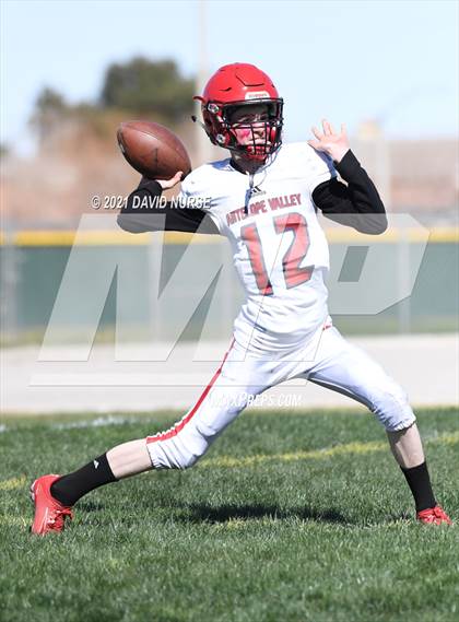 Thumbnail 1 in Highland @ Antelope Valley photogallery.