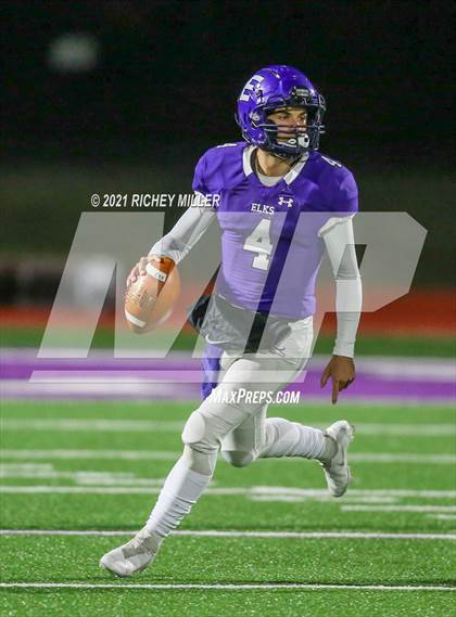 Thumbnail 1 in Dardanelle @ Elkins (AAA 4A 1st Round Playoff) photogallery.