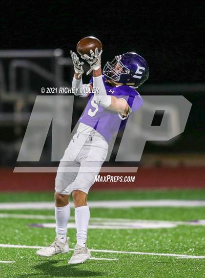 Thumbnail 3 in Dardanelle @ Elkins (AAA 4A 1st Round Playoff) photogallery.