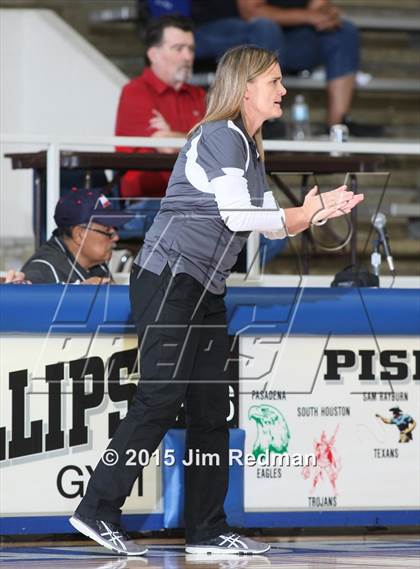 Thumbnail 3 in North Shore vs. Clear Springs (McDonald's Texas Invitational) photogallery.