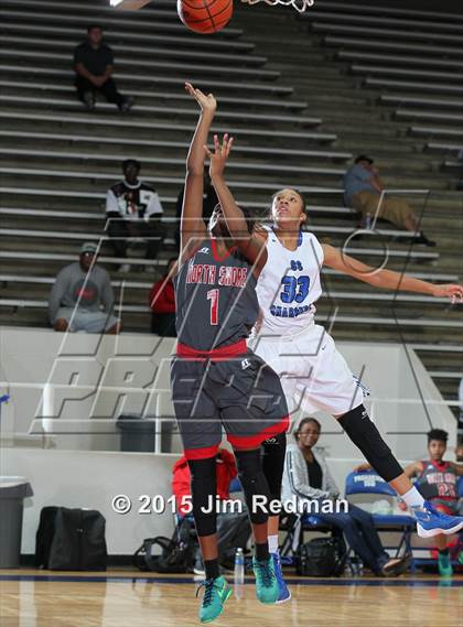 Thumbnail 3 in North Shore vs. Clear Springs (McDonald's Texas Invitational) photogallery.