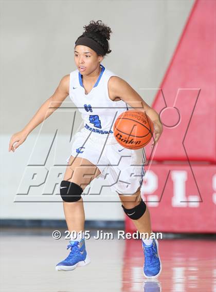 Thumbnail 1 in North Shore vs. Clear Springs (McDonald's Texas Invitational) photogallery.