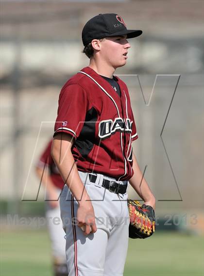 Thumbnail 1 in Savanna vs. Oaks Christian (CIF-SS D4 Playoff) photogallery.