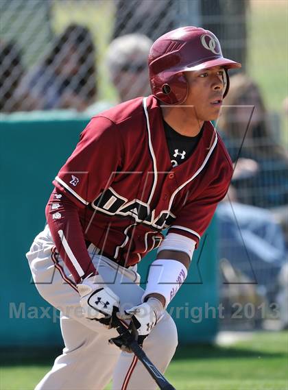 Thumbnail 3 in Savanna vs. Oaks Christian (CIF-SS D4 Playoff) photogallery.