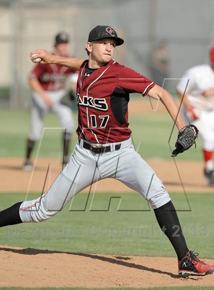 Thumbnail 2 in Savanna vs. Oaks Christian (CIF-SS D4 Playoff) photogallery.