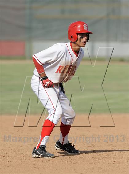 Thumbnail 2 in Savanna vs. Oaks Christian (CIF-SS D4 Playoff) photogallery.