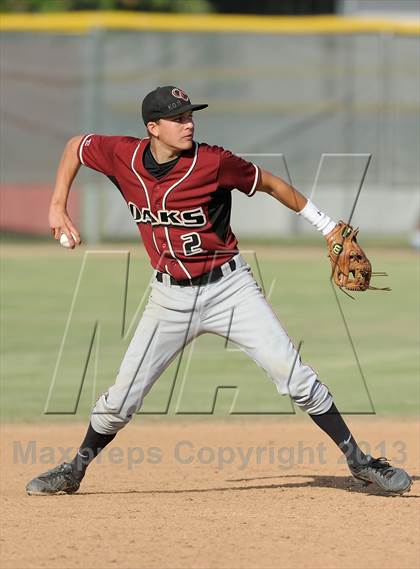 Thumbnail 1 in Savanna vs. Oaks Christian (CIF-SS D4 Playoff) photogallery.