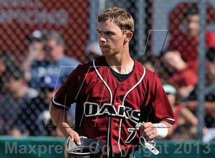 Thumbnail 1 in Savanna vs. Oaks Christian (CIF-SS D4 Playoff) photogallery.