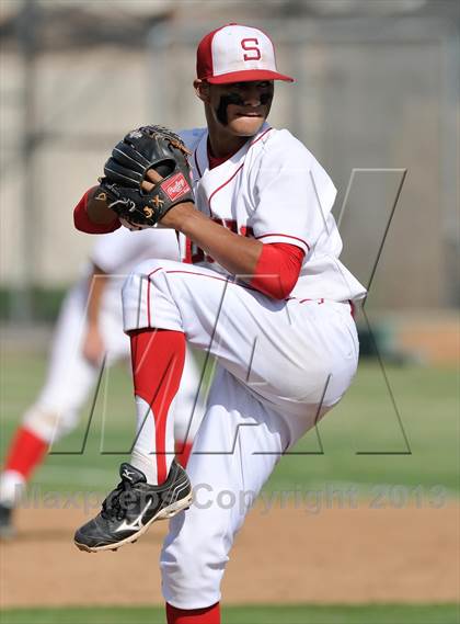 Thumbnail 3 in Savanna vs. Oaks Christian (CIF-SS D4 Playoff) photogallery.