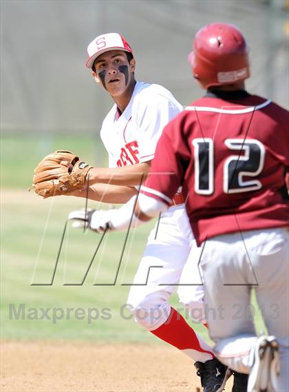 Thumbnail 2 in Savanna vs. Oaks Christian (CIF-SS D4 Playoff) photogallery.