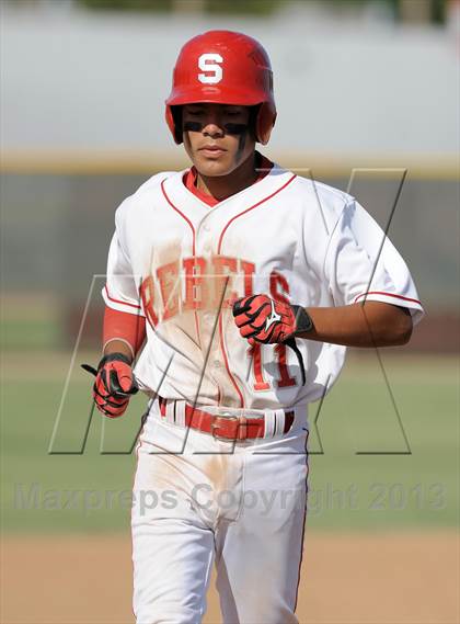 Thumbnail 1 in Savanna vs. Oaks Christian (CIF-SS D4 Playoff) photogallery.