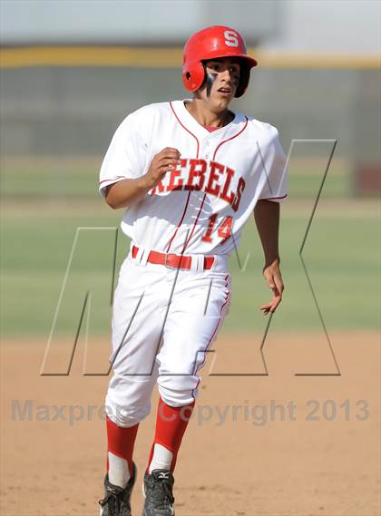 Thumbnail 1 in Savanna vs. Oaks Christian (CIF-SS D4 Playoff) photogallery.
