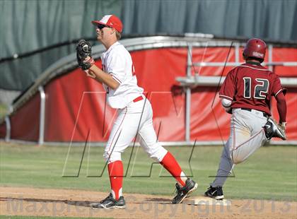 Thumbnail 1 in Savanna vs. Oaks Christian (CIF-SS D4 Playoff) photogallery.