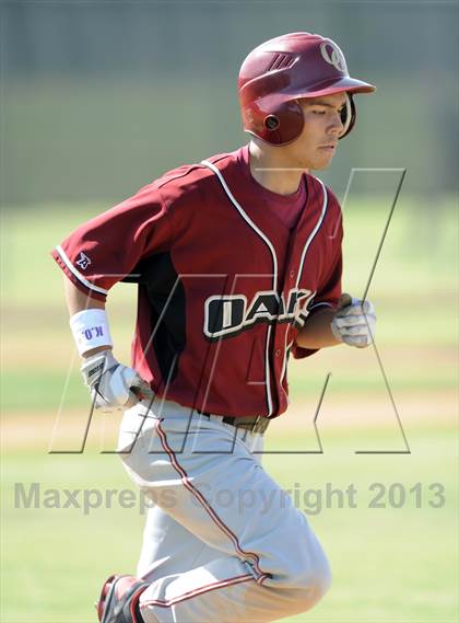 Thumbnail 2 in Savanna vs. Oaks Christian (CIF-SS D4 Playoff) photogallery.