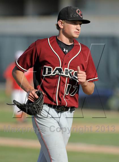 Thumbnail 2 in Savanna vs. Oaks Christian (CIF-SS D4 Playoff) photogallery.