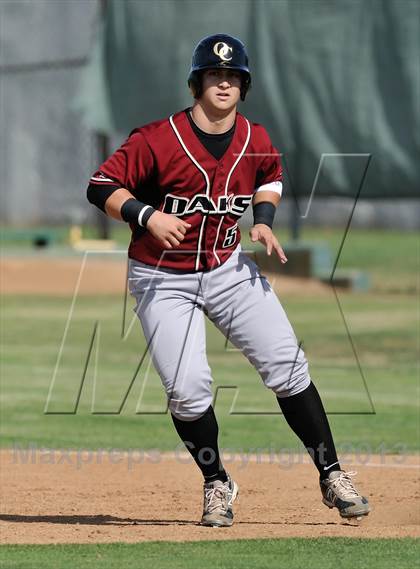 Thumbnail 1 in Savanna vs. Oaks Christian (CIF-SS D4 Playoff) photogallery.