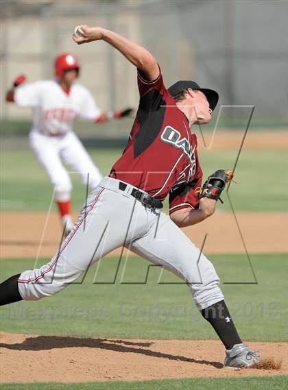 Thumbnail 3 in Savanna vs. Oaks Christian (CIF-SS D4 Playoff) photogallery.