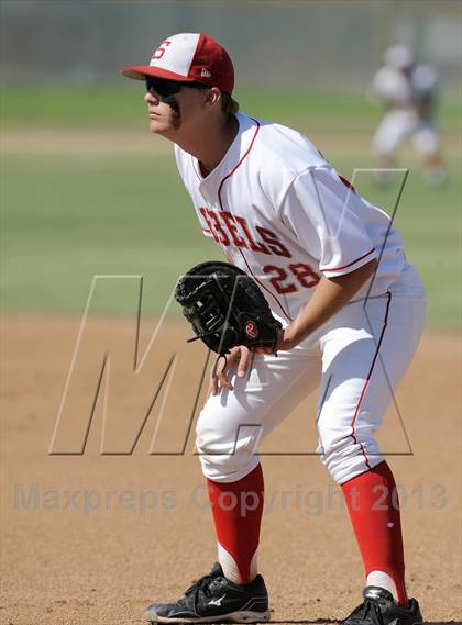 Thumbnail 1 in Savanna vs. Oaks Christian (CIF-SS D4 Playoff) photogallery.