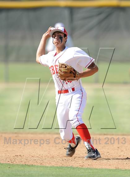 Thumbnail 1 in Savanna vs. Oaks Christian (CIF-SS D4 Playoff) photogallery.