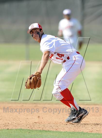 Thumbnail 2 in Savanna vs. Oaks Christian (CIF-SS D4 Playoff) photogallery.