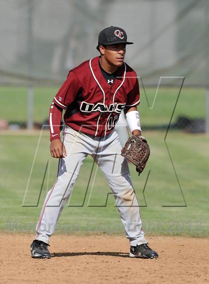Thumbnail 3 in Savanna vs. Oaks Christian (CIF-SS D4 Playoff) photogallery.