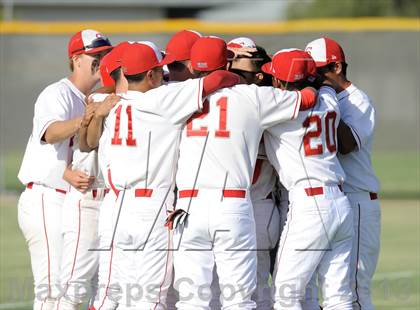 Thumbnail 2 in Savanna vs. Oaks Christian (CIF-SS D4 Playoff) photogallery.