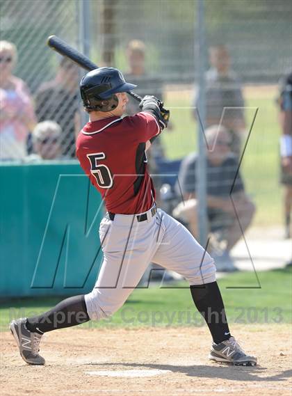 Thumbnail 3 in Savanna vs. Oaks Christian (CIF-SS D4 Playoff) photogallery.