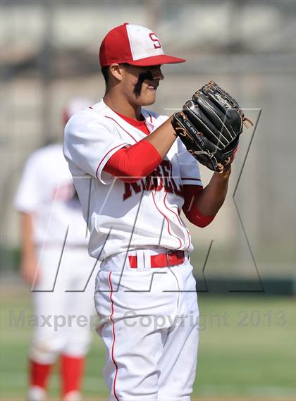 Thumbnail 1 in Savanna vs. Oaks Christian (CIF-SS D4 Playoff) photogallery.