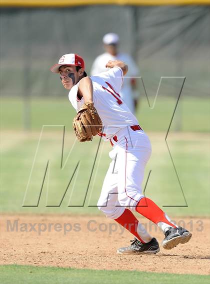 Thumbnail 3 in Savanna vs. Oaks Christian (CIF-SS D4 Playoff) photogallery.