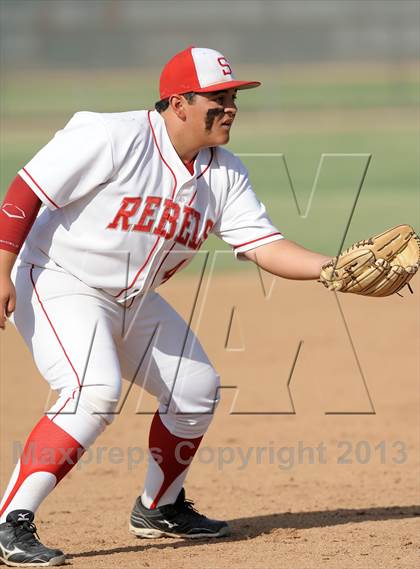 Thumbnail 3 in Savanna vs. Oaks Christian (CIF-SS D4 Playoff) photogallery.