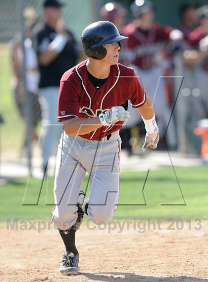 Thumbnail 3 in Savanna vs. Oaks Christian (CIF-SS D4 Playoff) photogallery.