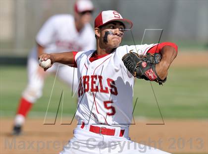 Thumbnail 3 in Savanna vs. Oaks Christian (CIF-SS D4 Playoff) photogallery.