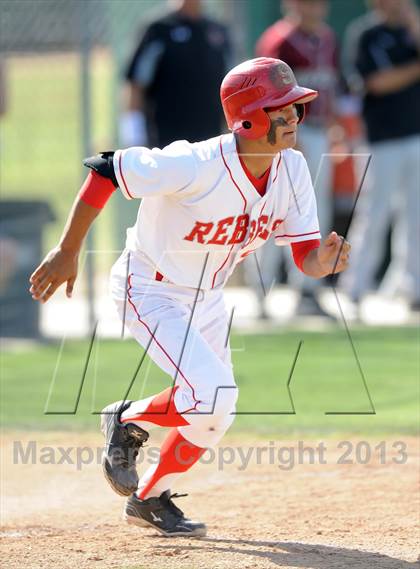 Thumbnail 1 in Savanna vs. Oaks Christian (CIF-SS D4 Playoff) photogallery.
