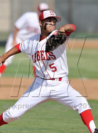 Thumbnail 2 in Savanna vs. Oaks Christian (CIF-SS D4 Playoff) photogallery.