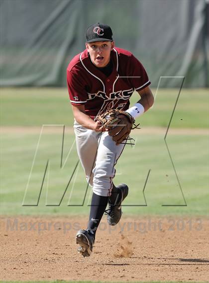 Thumbnail 3 in Savanna vs. Oaks Christian (CIF-SS D4 Playoff) photogallery.