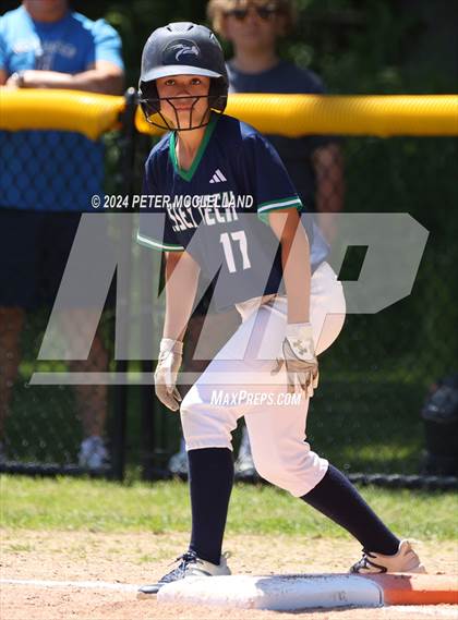 Thumbnail 3 in Essex North Shore Agric & Tech School vs Newburyport (MIAA Division 3 Round of 32) photogallery.