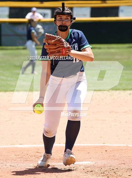 Thumbnail 2 in Essex North Shore Agric & Tech School vs Newburyport (MIAA Division 3 Round of 32) photogallery.