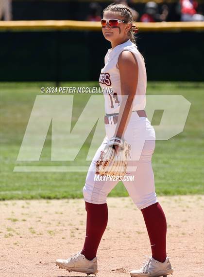 Thumbnail 3 in Essex North Shore Agric & Tech School vs Newburyport (MIAA Division 3 Round of 32) photogallery.