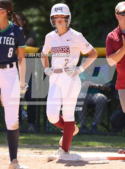 Thumbnail 3 in Essex North Shore Agric & Tech School vs Newburyport (MIAA Division 3 Round of 32) photogallery.